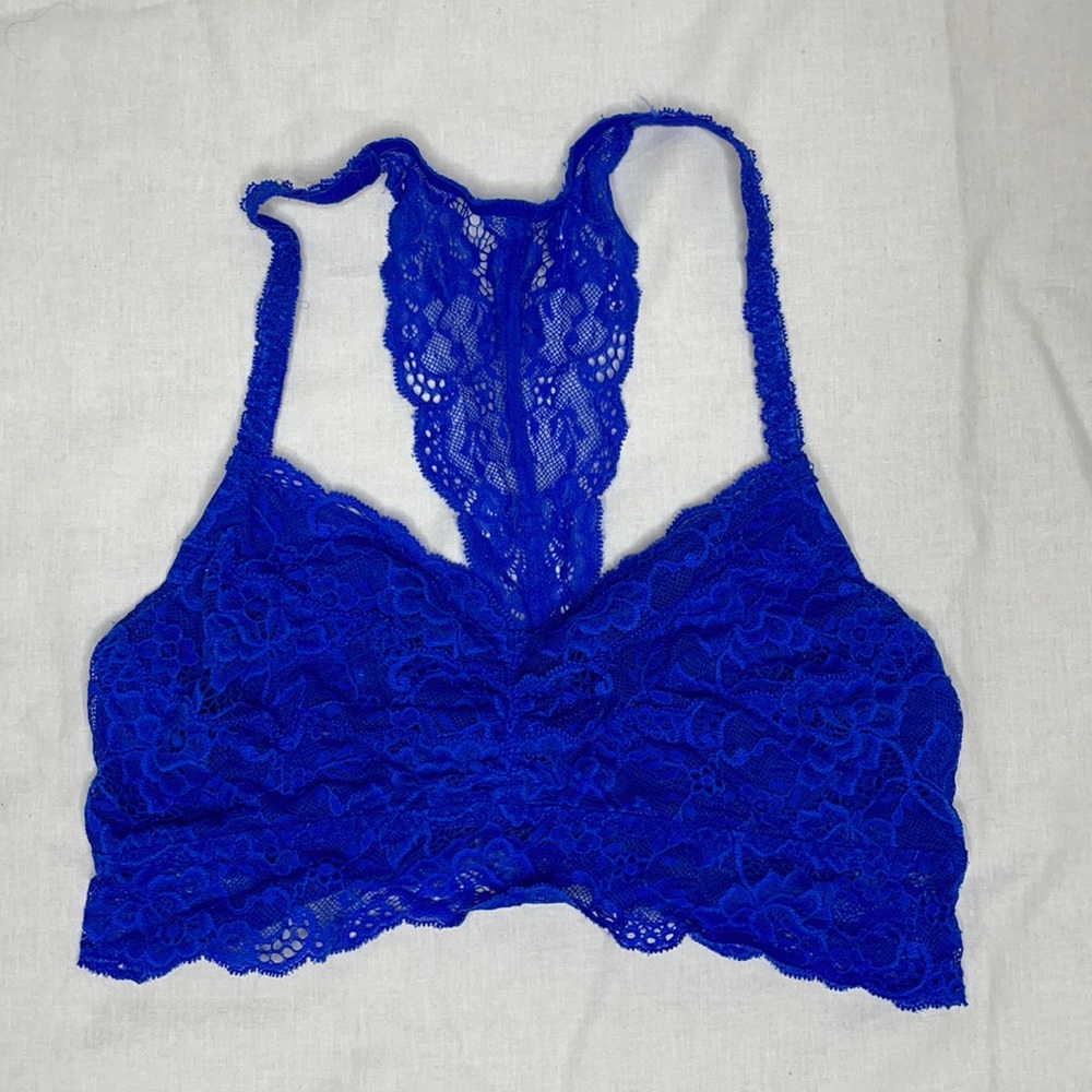 PINK VS Unlined Lace Racerback Bralette